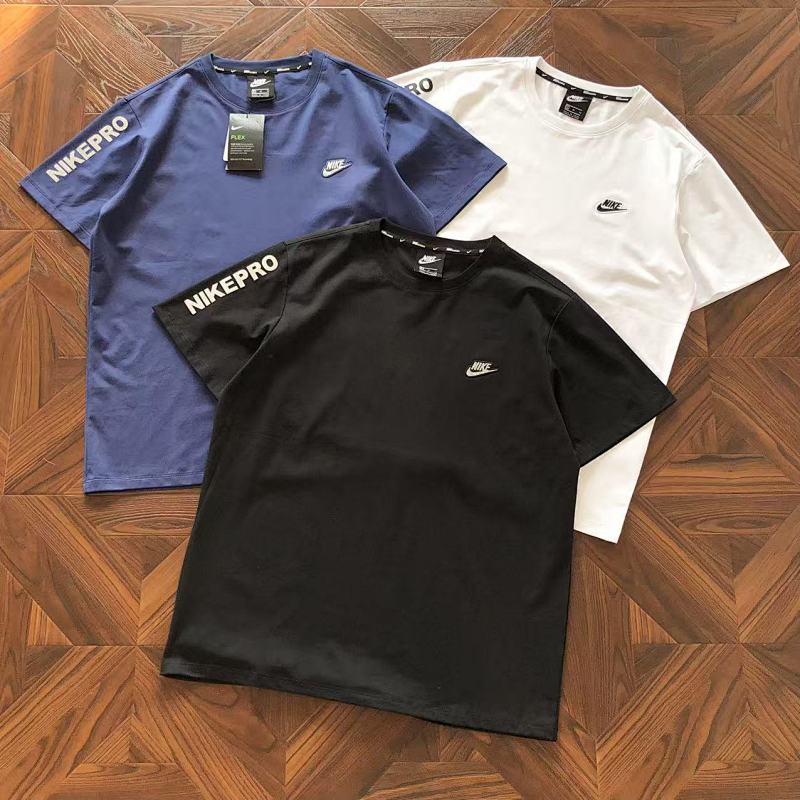 Nike T-Shirt