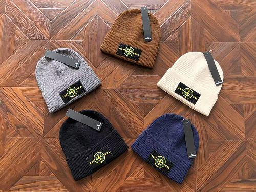 Hat from RainbowReps