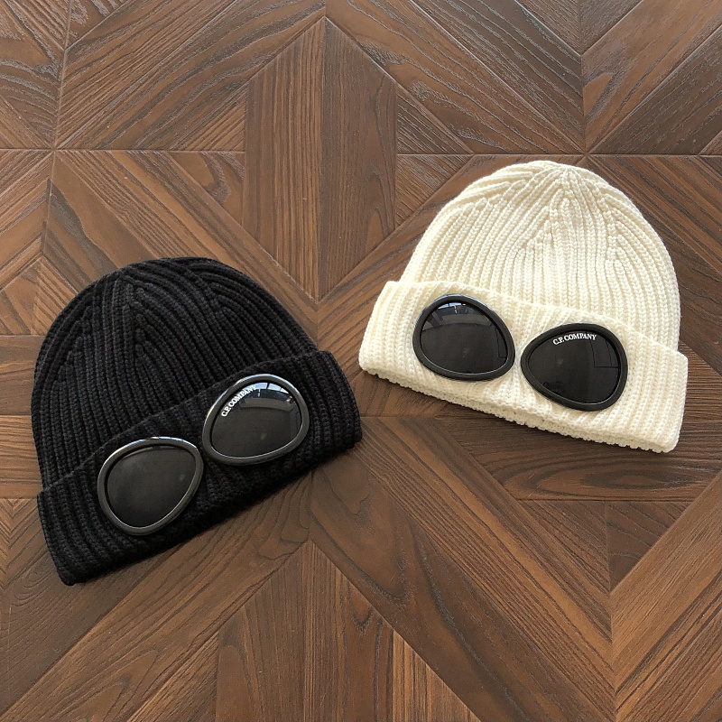 Hat from RainbowReps