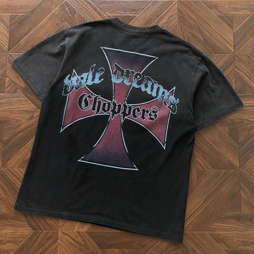 VA L Y T-Shirt