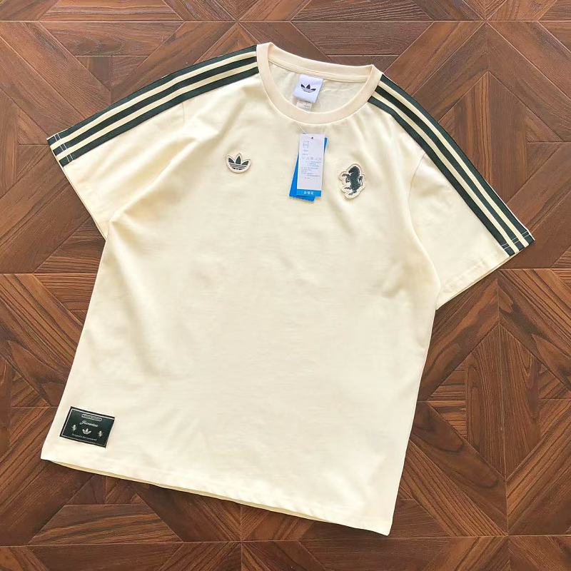 Adidas T-Shirt