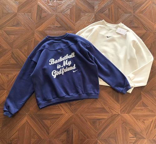 Nike Sweater