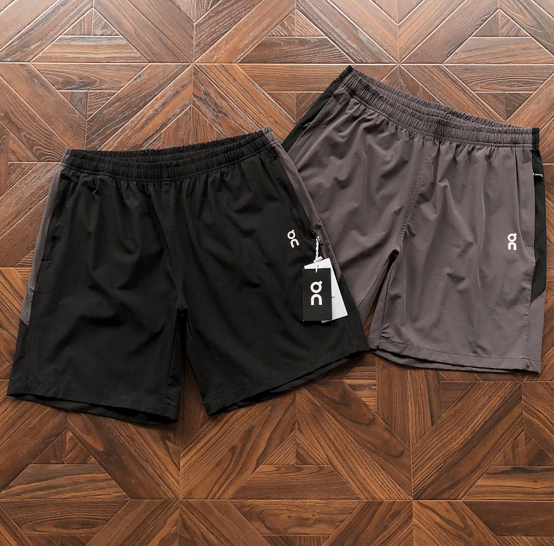 ON RU I G Shorts