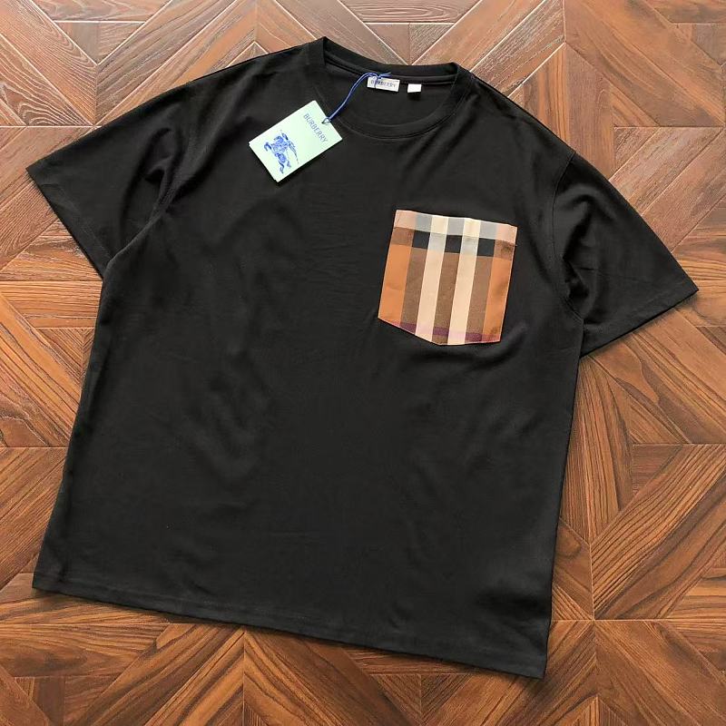 Burberry T-Shirt