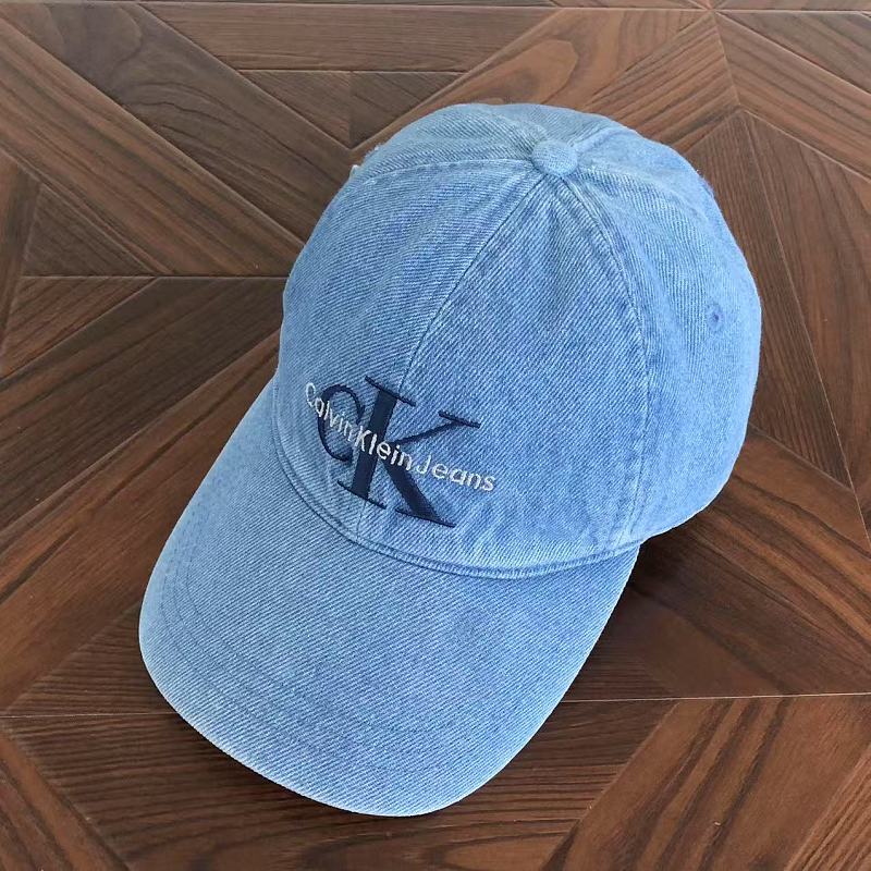 Hat from RainbowReps