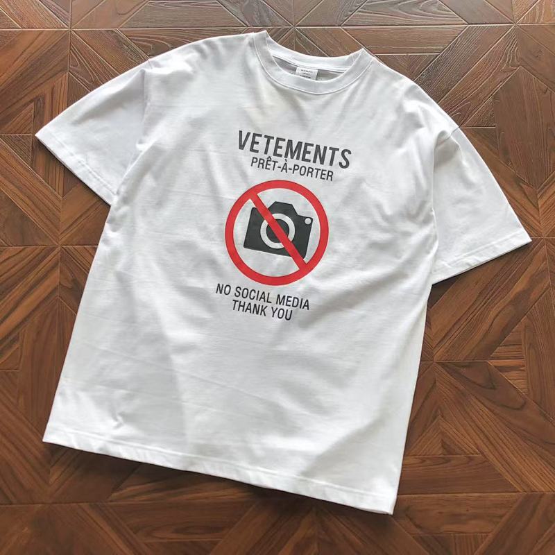 Vetements T-Shirt