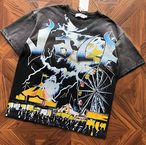 VA L Y T-Shirt
