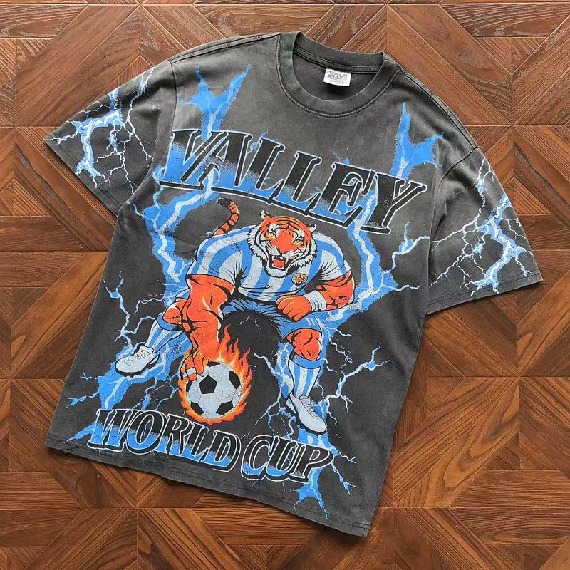 VA L Y T-Shirt