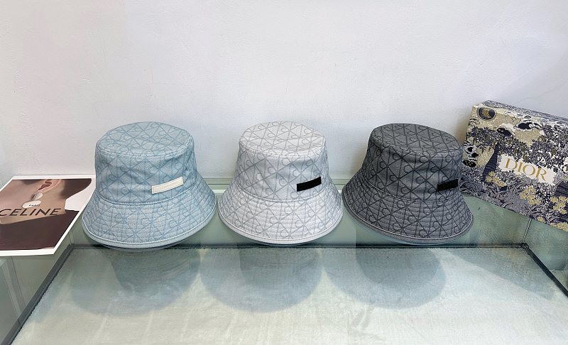 Hat from RainbowReps