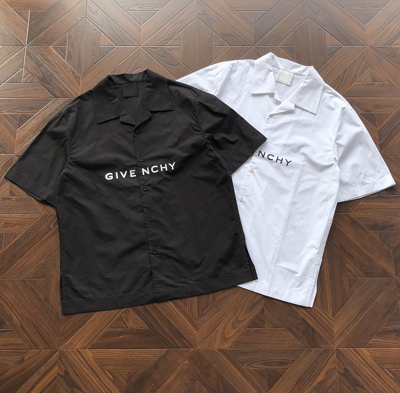 Givenchy T-Shirt