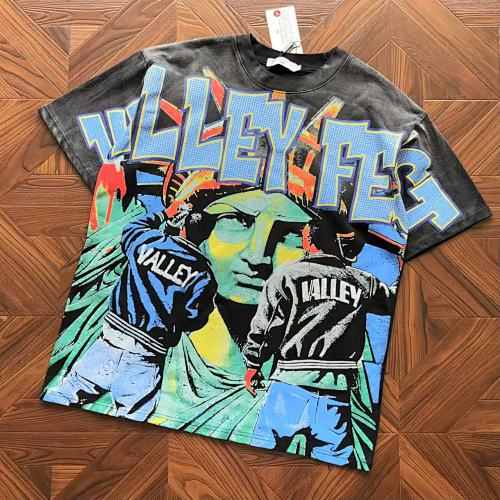 VA L Y T-Shirt
