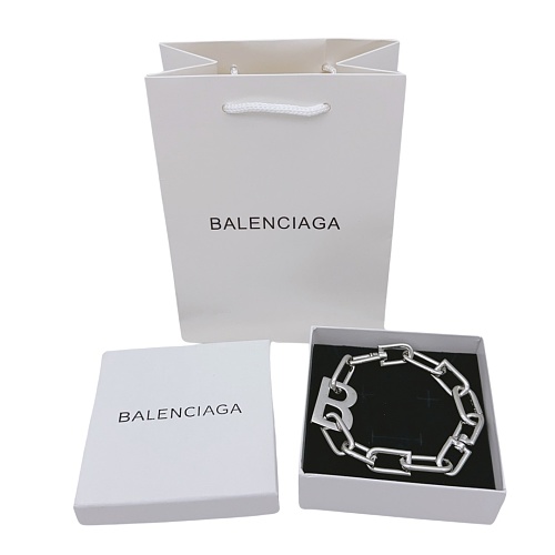 B L IA A Jewelry