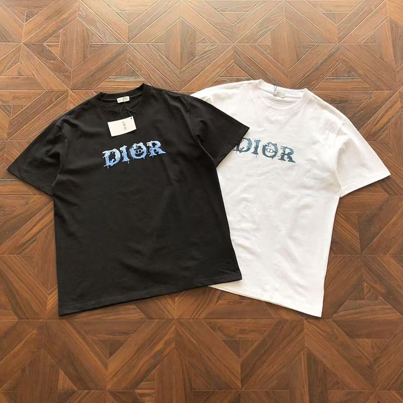 Dior T-Shirt