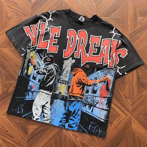 VA L Y T-Shirt