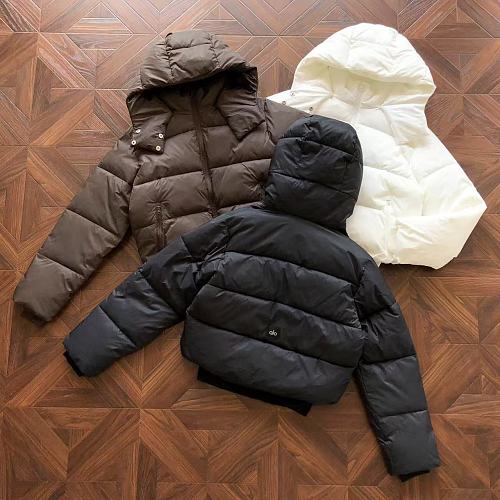 A O Y A Down Jacket