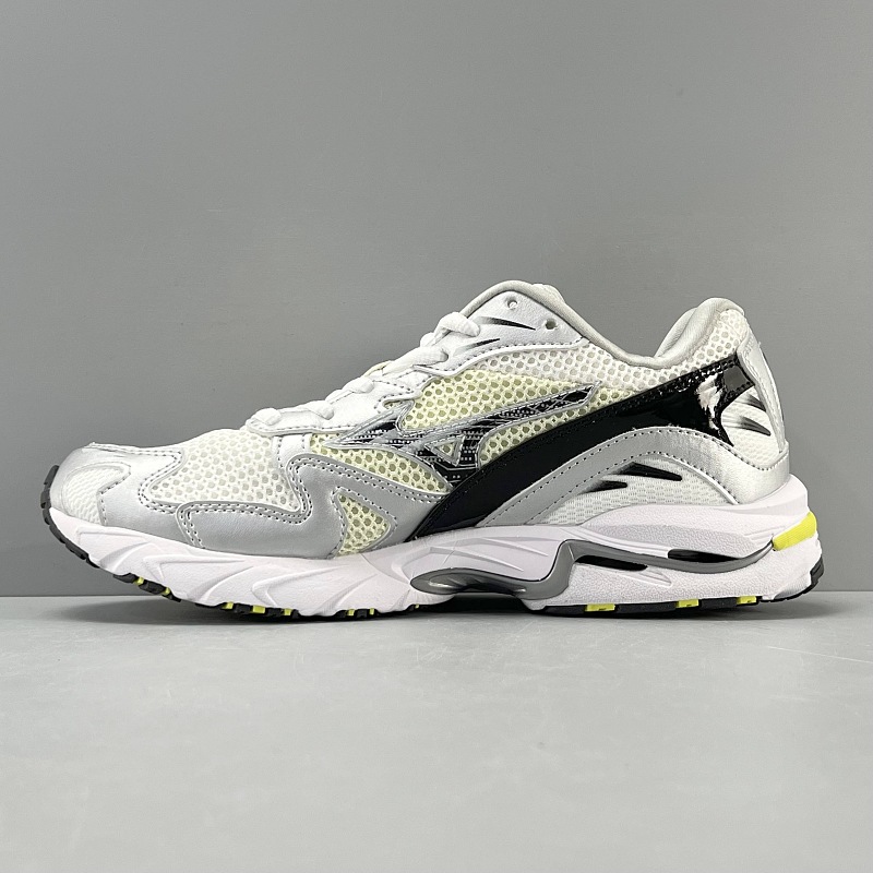 Mizuno Wave Rider 10