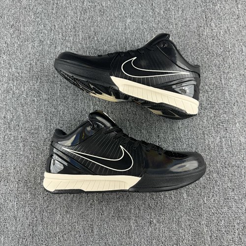 Nike Undefeated X NK Kobe 4 40-48.5