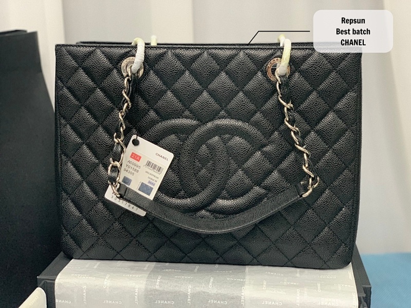 Chanel shopping bag