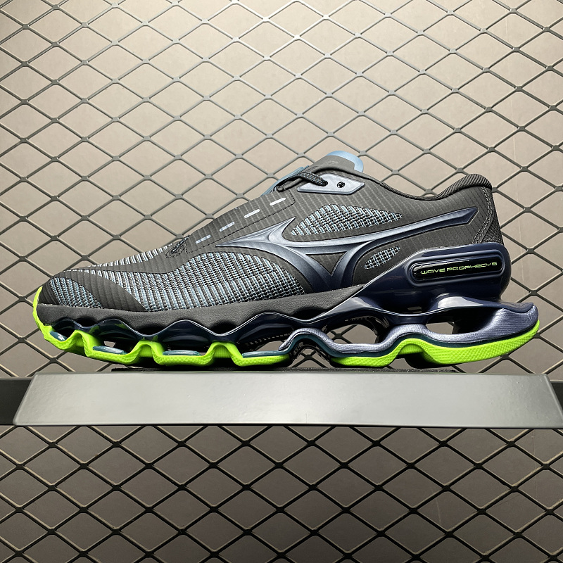 Mizuno Wave Prophecy 15