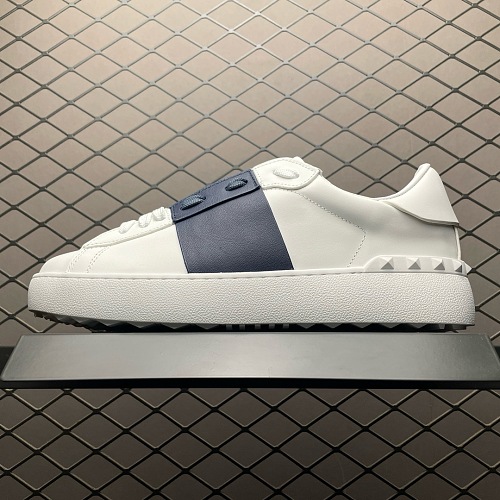 Valentino Rockstud Untitled
