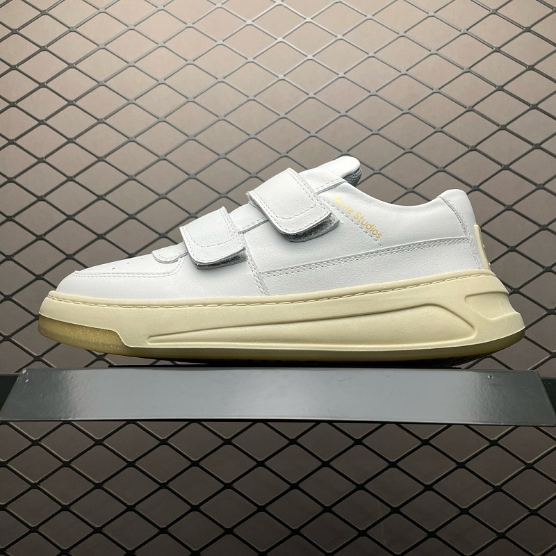 Acne Studios