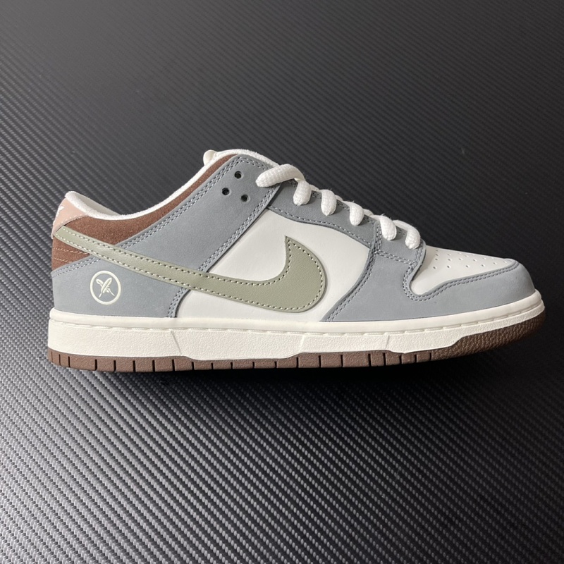 Nike Southeast Asian Version Of Dunk Gray And White Co-branding