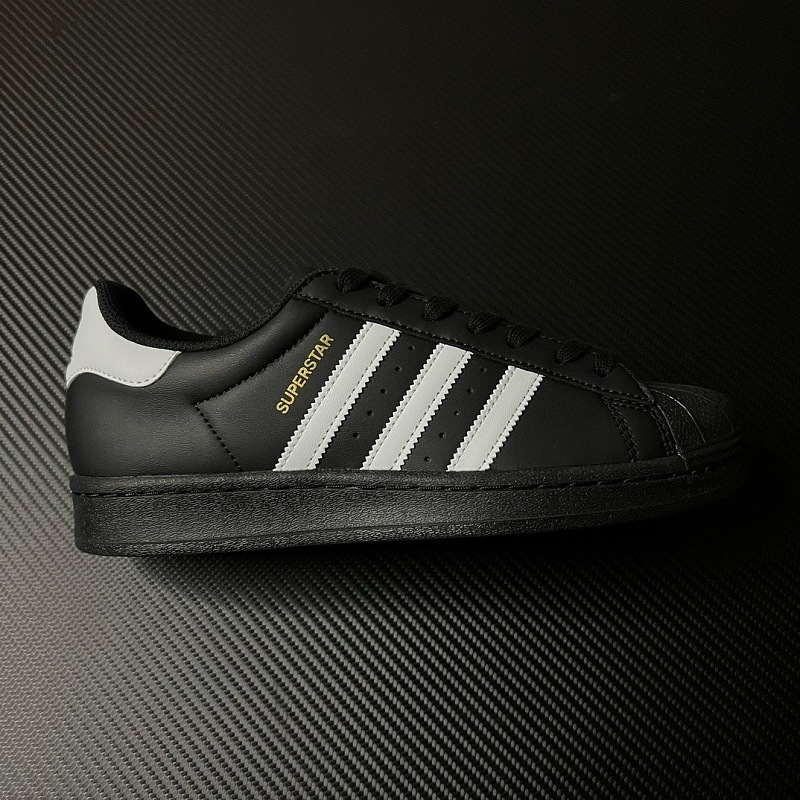 AD Originals Superstar