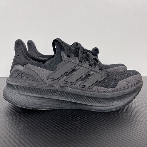 AD Ultra Boost Y3