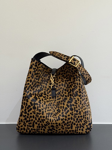 Shoulder bag from Scarlettluxury