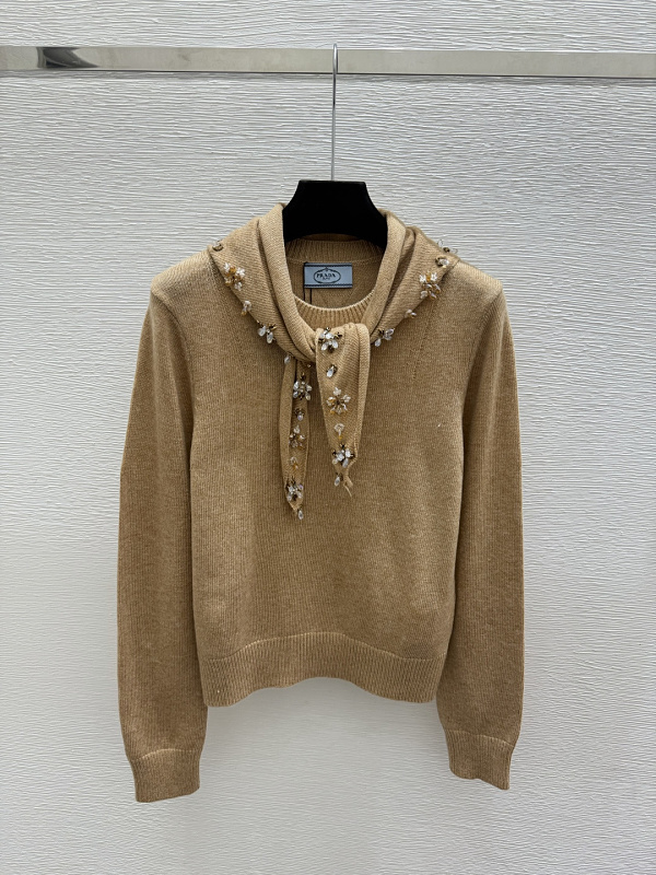 Sweater from Scarlettluxury