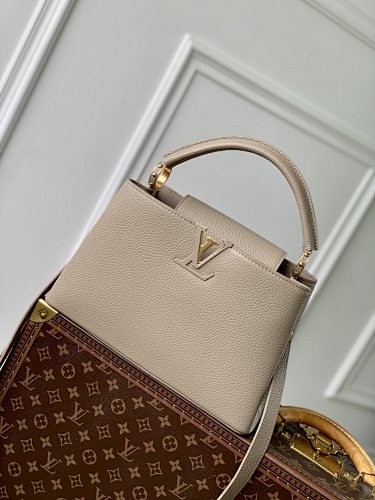 Louis Vuitton crossbody bag