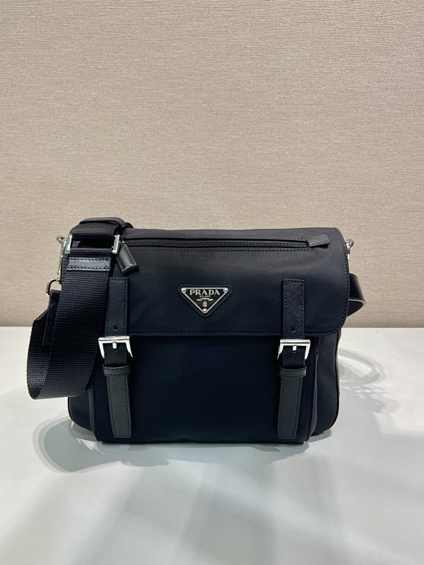 Messenger bag from Scarlettluxury