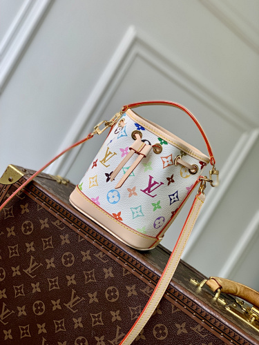 Louis Vuitton card holder