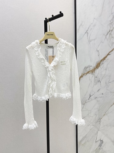 Sweater from Scarlettluxury