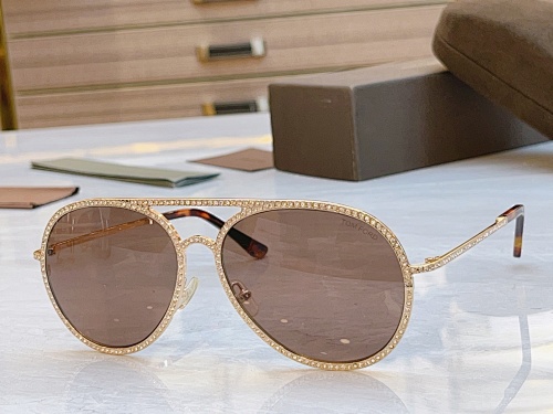 Glasses from Scarlettluxury