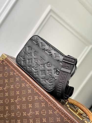 Louis Vuitton messenger bag