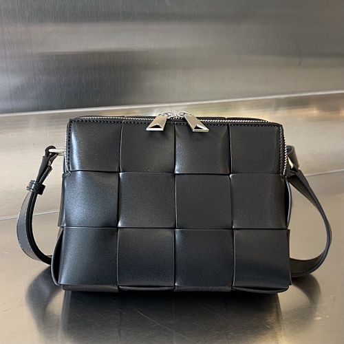 Camera bag from Scarlettluxury