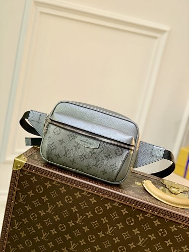 Louis Vuitton belt bag