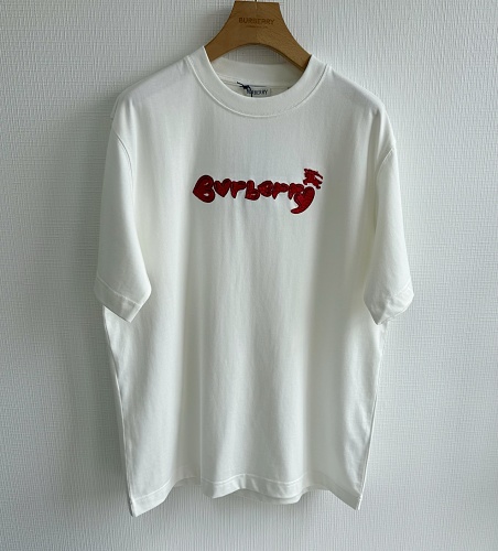 Tee from Scarlettluxury