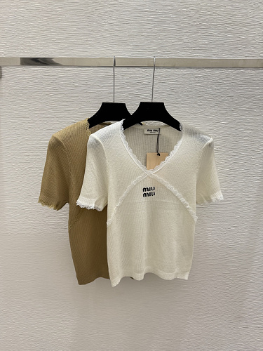 Sweater from Scarlettluxury