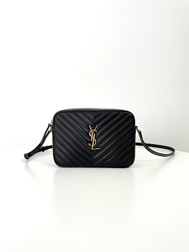 Camera bag from Scarlettluxury