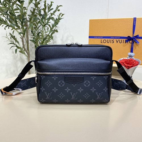 Messenger bag from Scarlettluxury