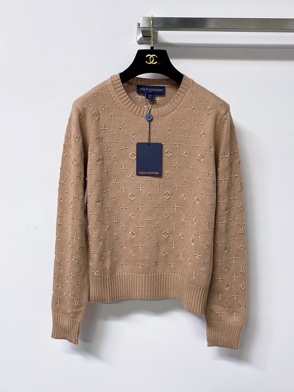 Long sleeve from Scarlettluxury