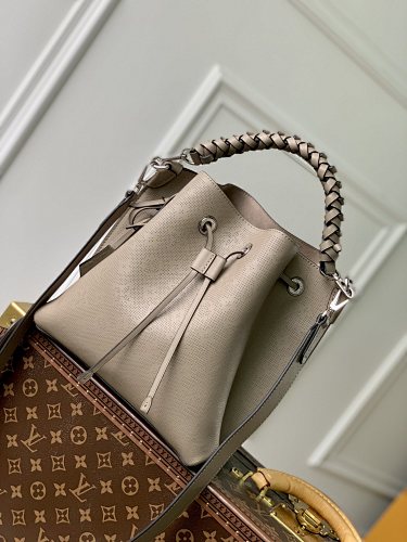 Louis Vuitton crossbody bag