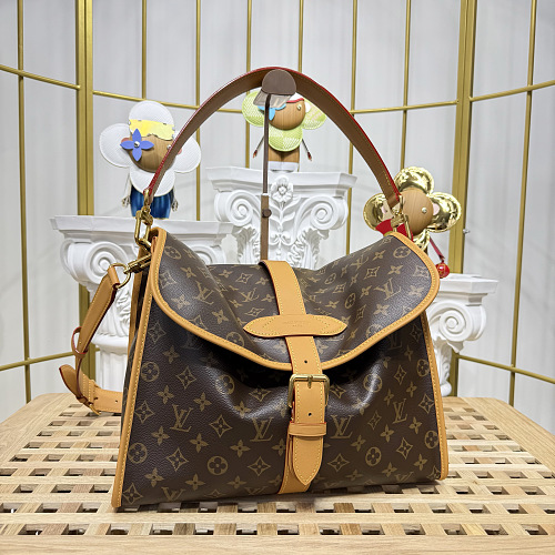 Louis Vuitton crossbody bag