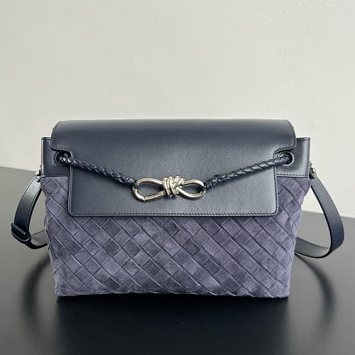 Crossbody bag from Scarlettluxury