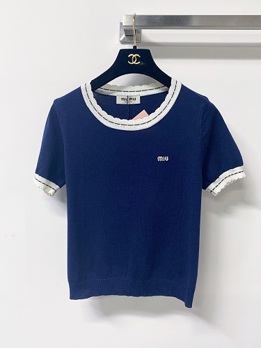 Tee from Scarlettluxury