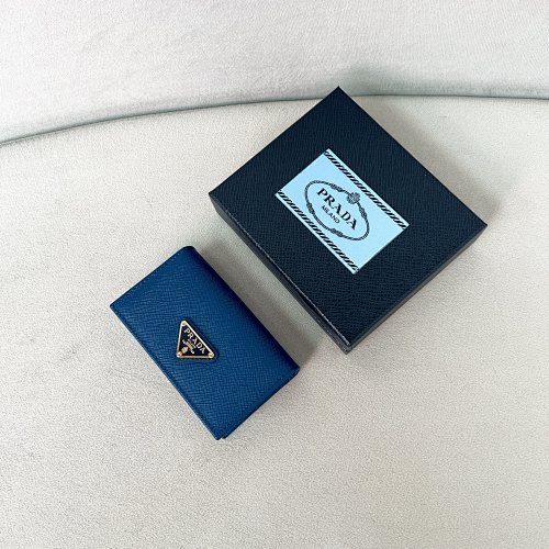 Card holder from Scarlettluxury