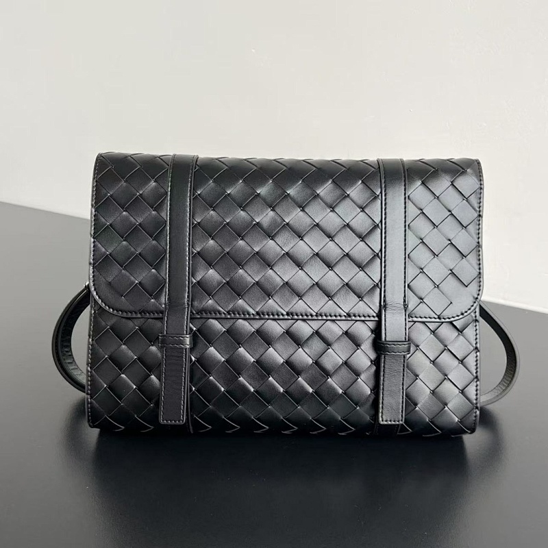 Messenger bag from Scarlettluxury