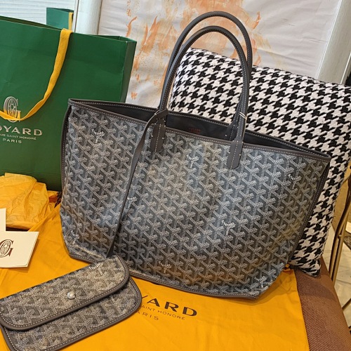 Goyard tote bag